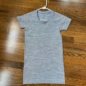 Lululemon Swiftly Tech Short Sleeve